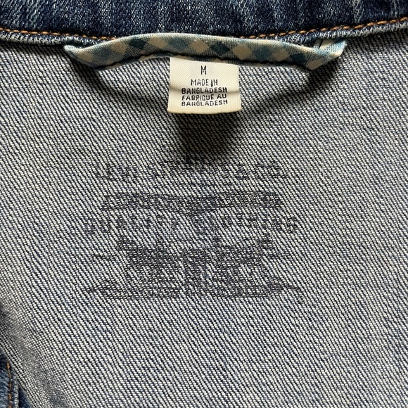 Levi’s Denim Jacket - Picture 4 of 8